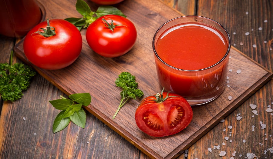 Przepis na sok pomidorowy, czyli moc zdrowia zamknięta w butelce