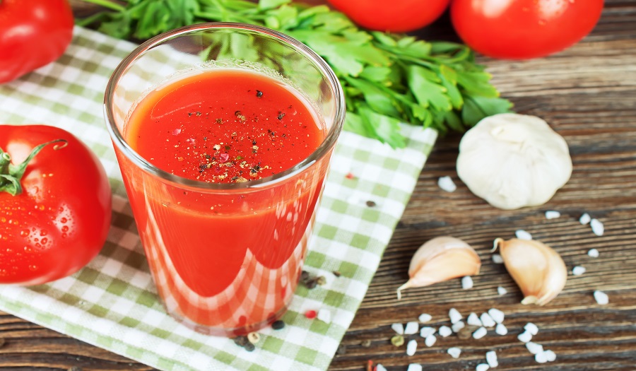Jak zrobić sok pomidorowy ze świeżych pomidorów?